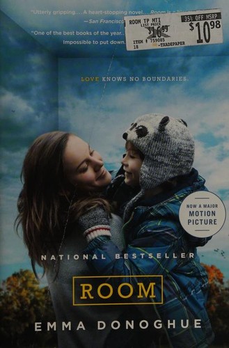 Room (Paperback, 2015, Back Bay Books)